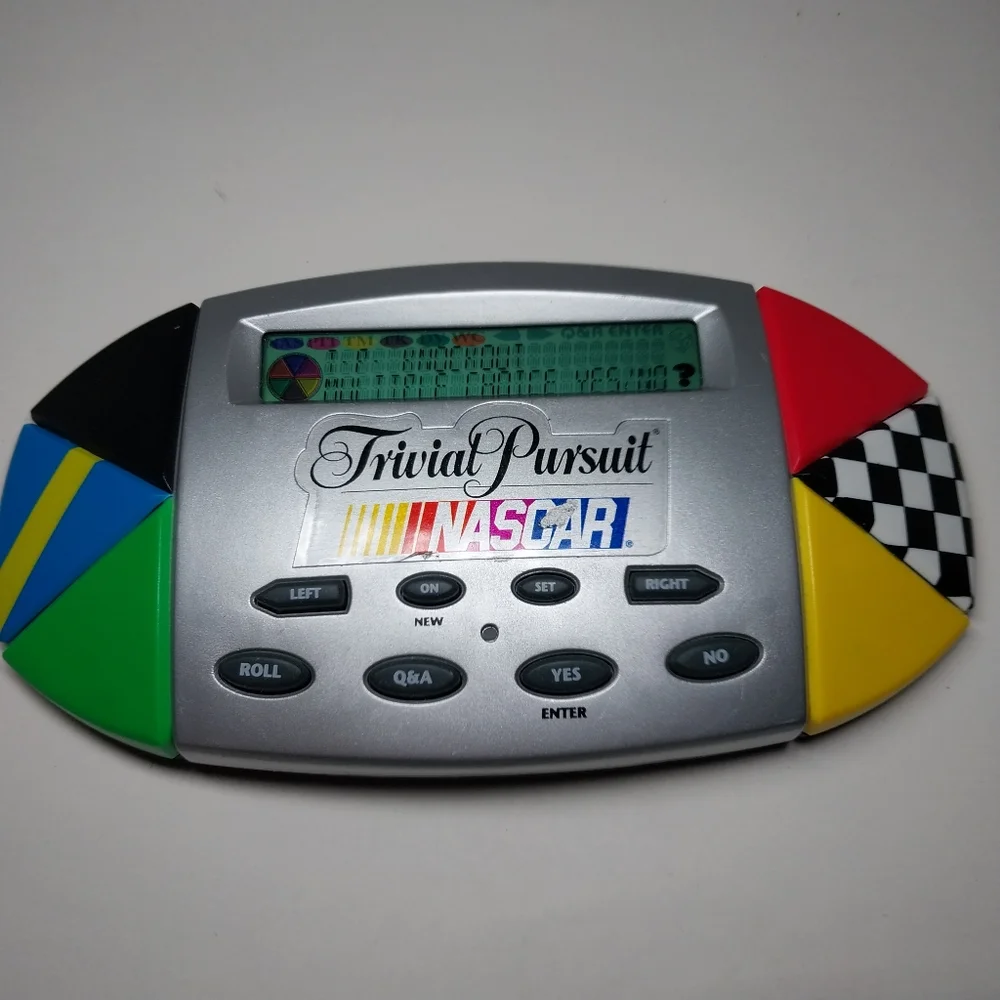 Trivial pursuit NASCAR Handheld Electronic Game Tested Works